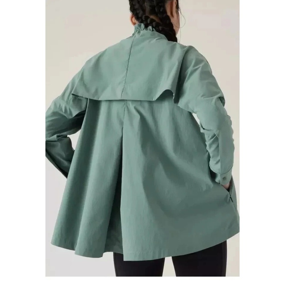 NWT! Athleta Med Advantage Poplin Top Teal Breathable light Jacket Travel Hi-Low - Picture 3 of 14